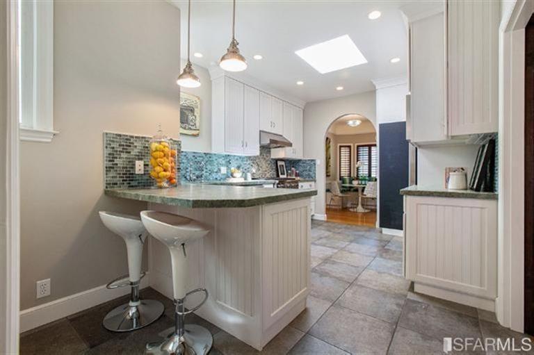 2674 Lombard Street Image #11