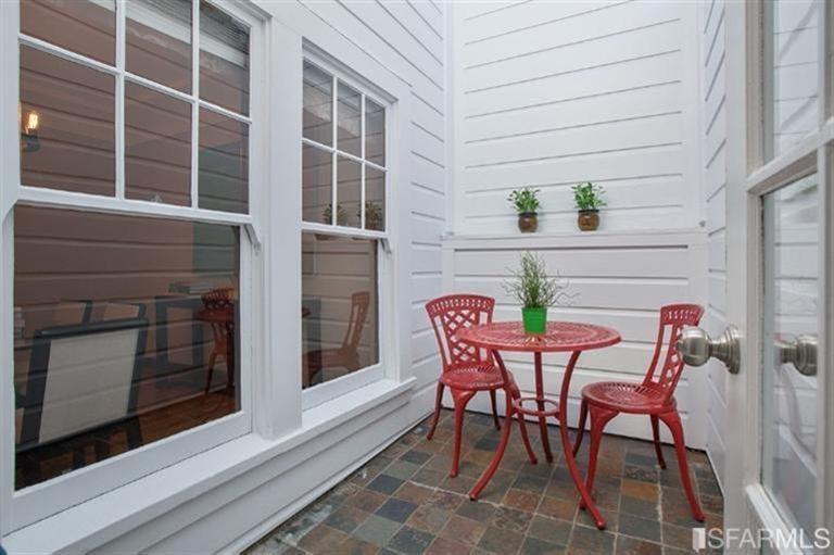 2674 Lombard Street Image #22