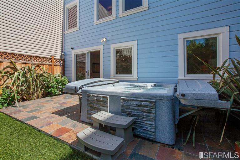 2674 Lombard Street Image #24