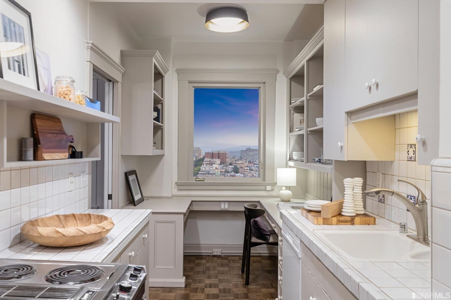 2111 Hyde Street, Unit 503 kitchen interior view