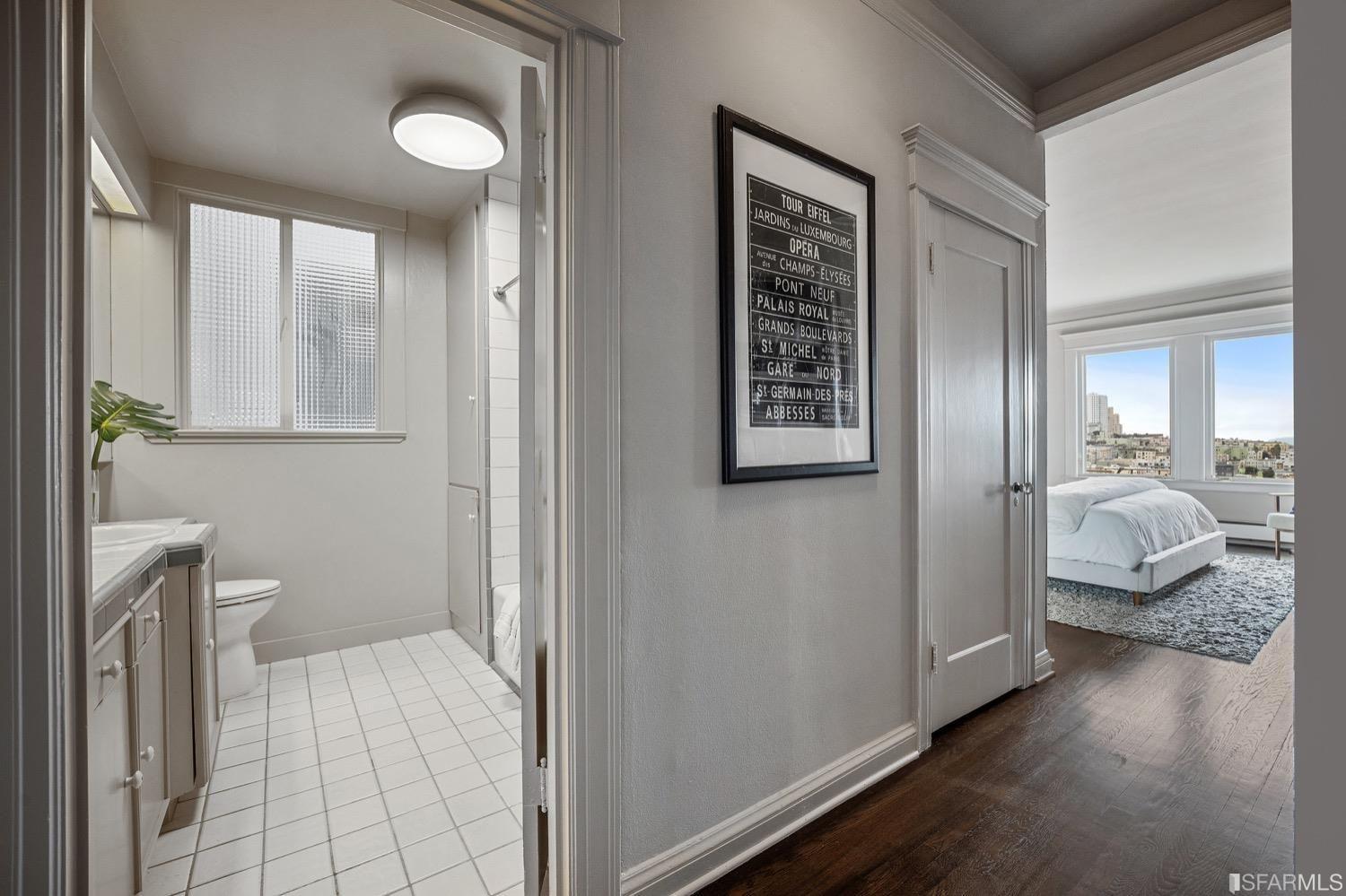 2111 Hyde Street, Unit 503 bedroom bathroom view