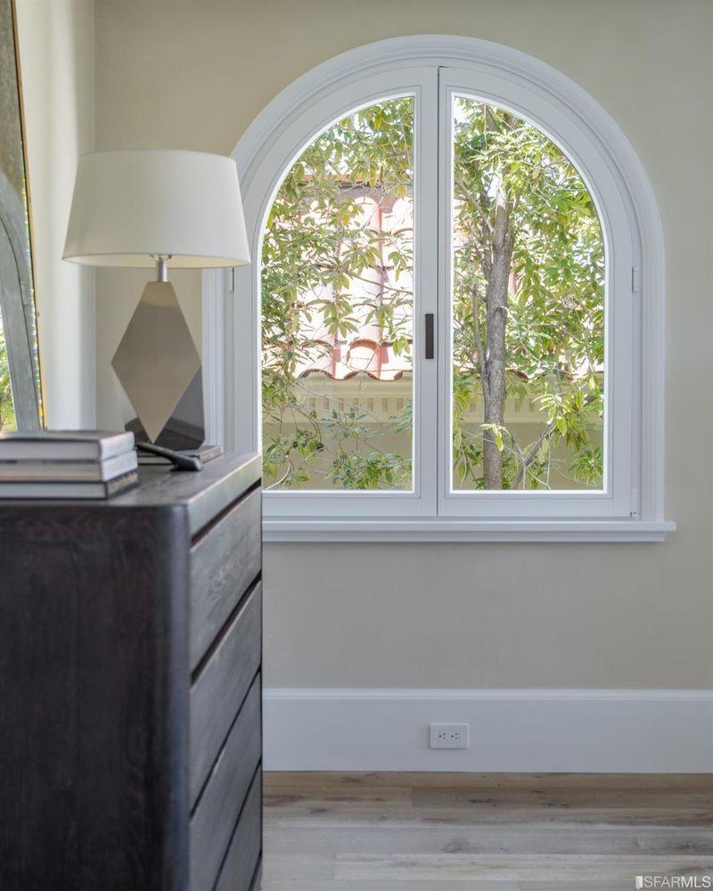 2545-2547 Lyon Street bedroom window