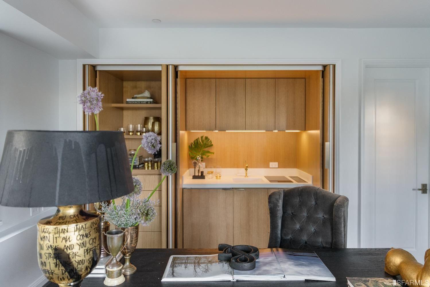 2545-2547 Lyon Street