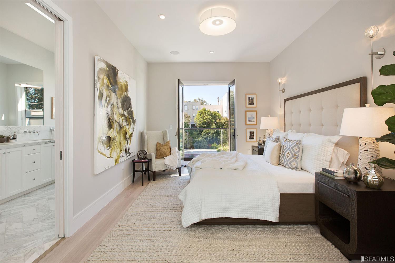 Master bedroom SF residence image #1