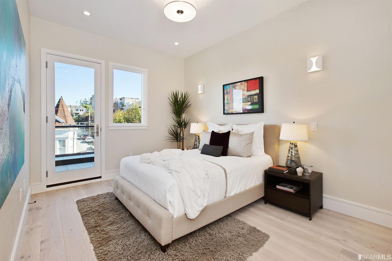 2829-2831 Baker St. Image #199