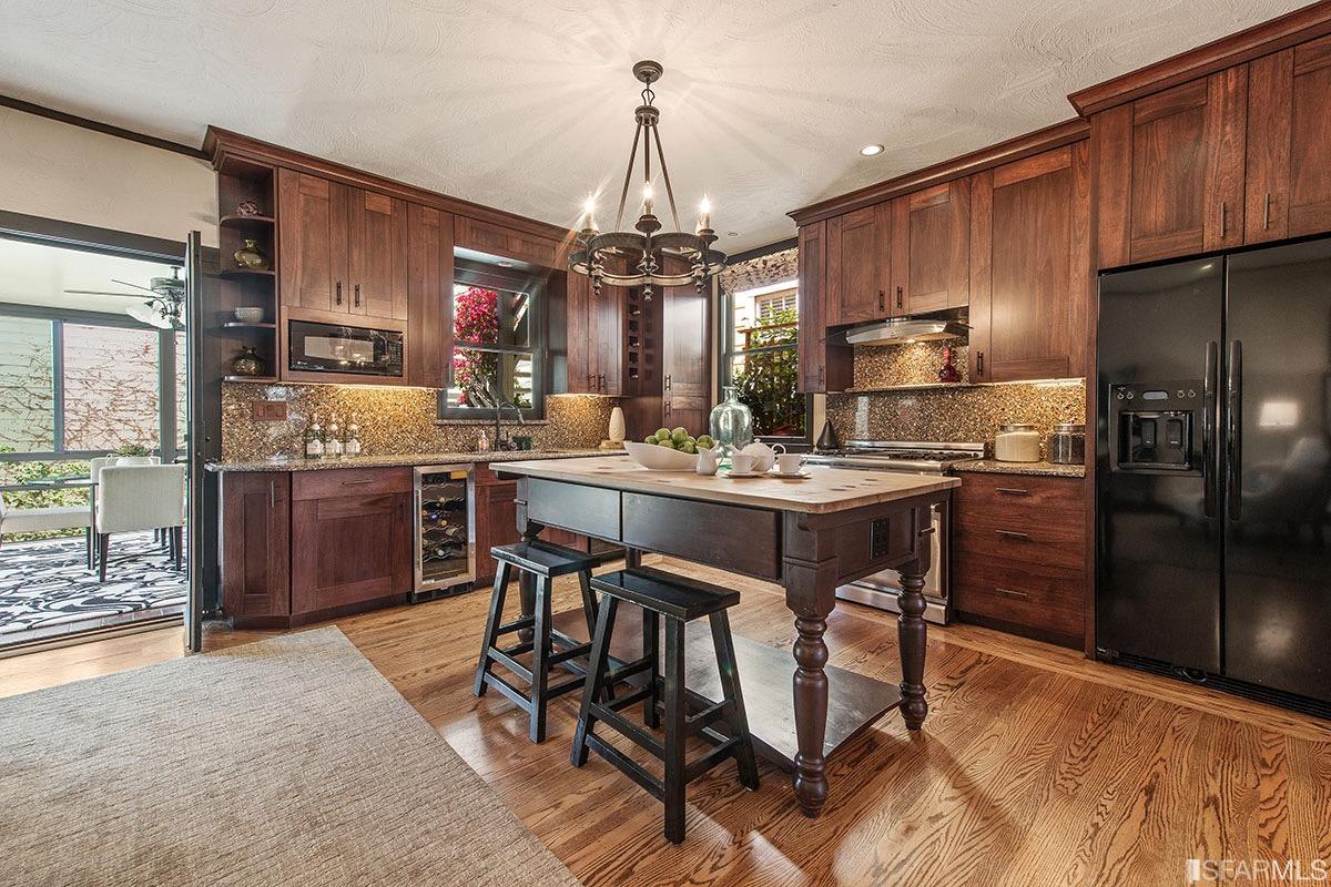 3223-3225 Gough St. Image #287