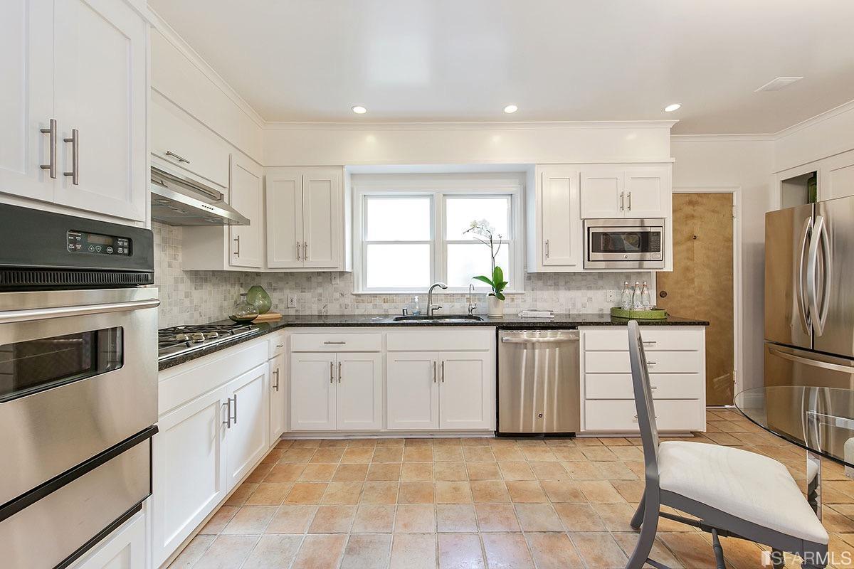 3219-3221 Gough St. Image #336