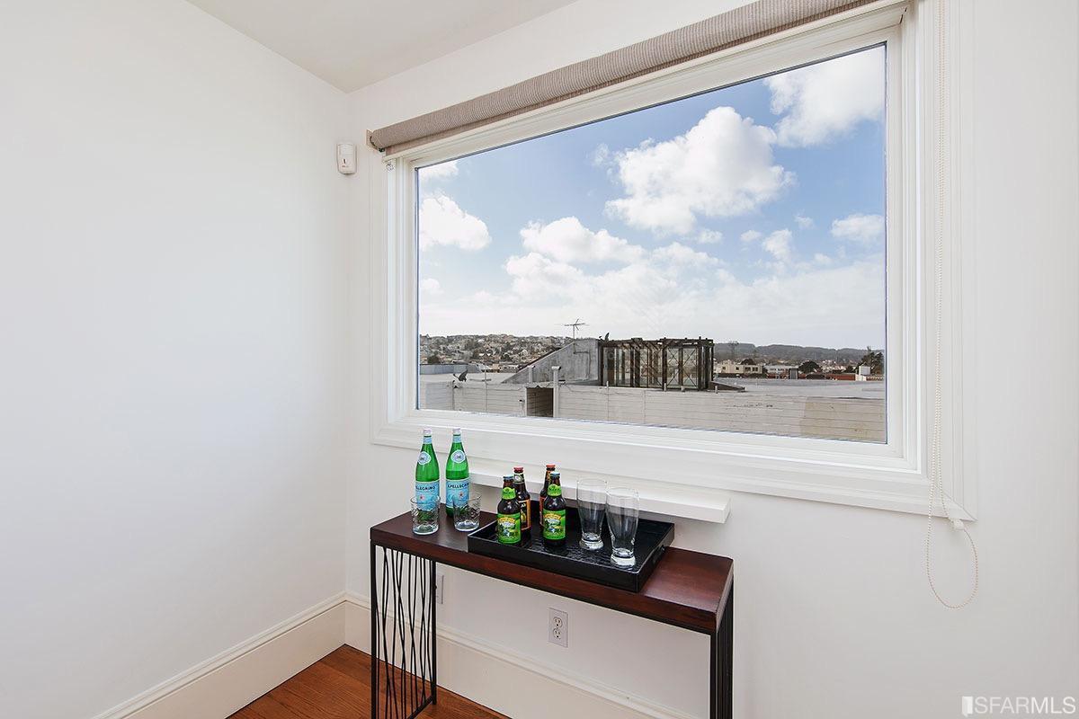 3219-3221 Gough St. Image #345