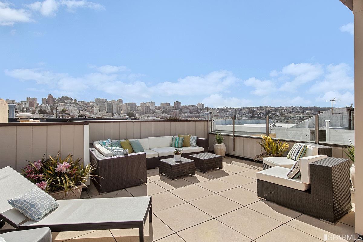 3219-3221 Gough St. Image #346