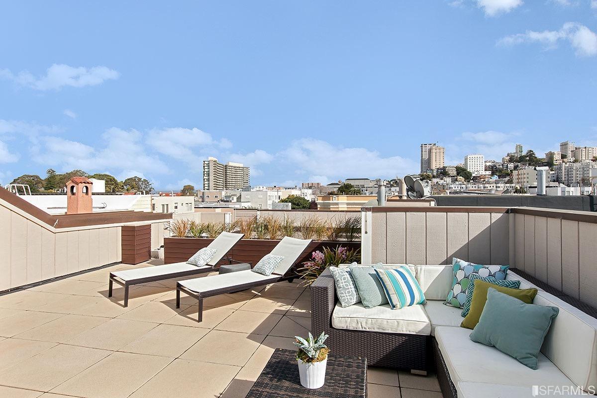 3219-3221 Gough St. Image #350