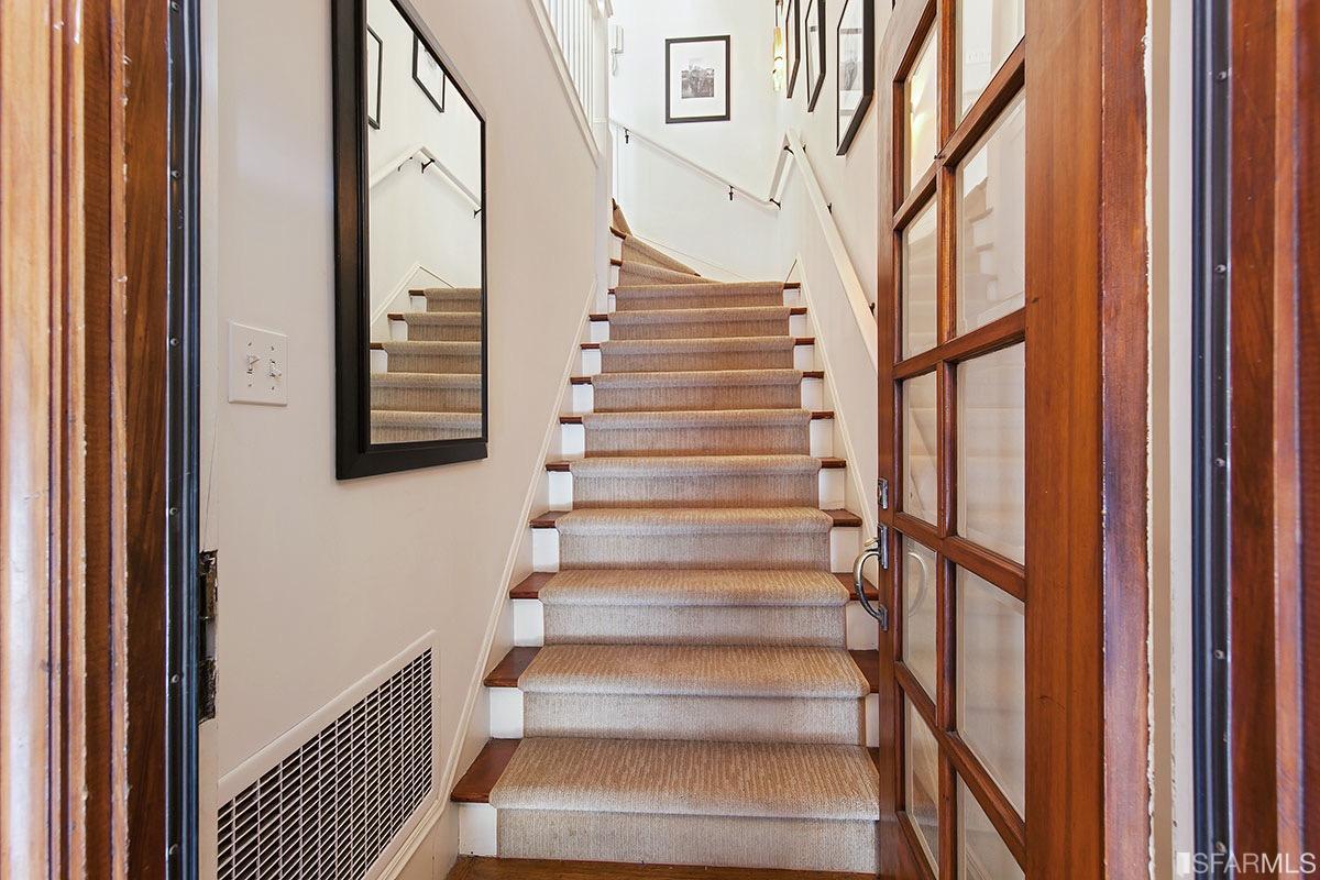 3219-3221 Gough St. Image #352