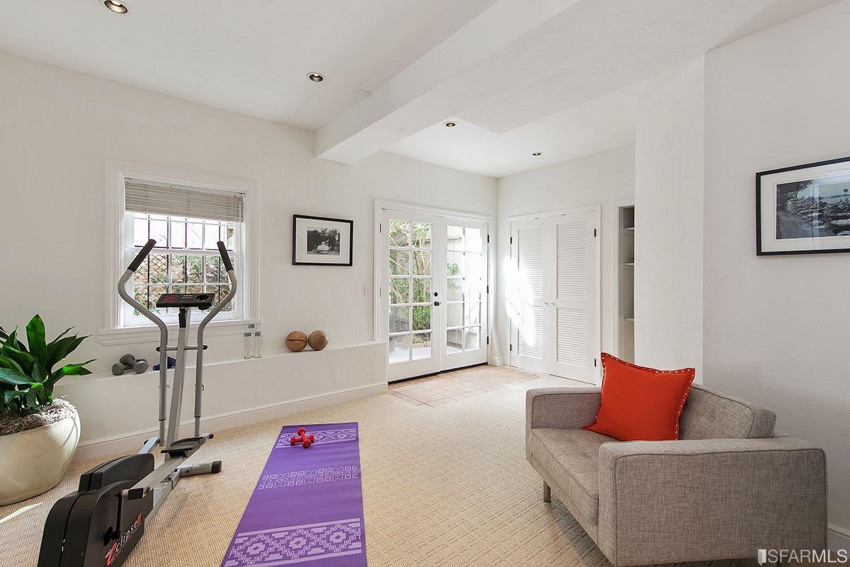 3219-3221 Gough St. Image #364