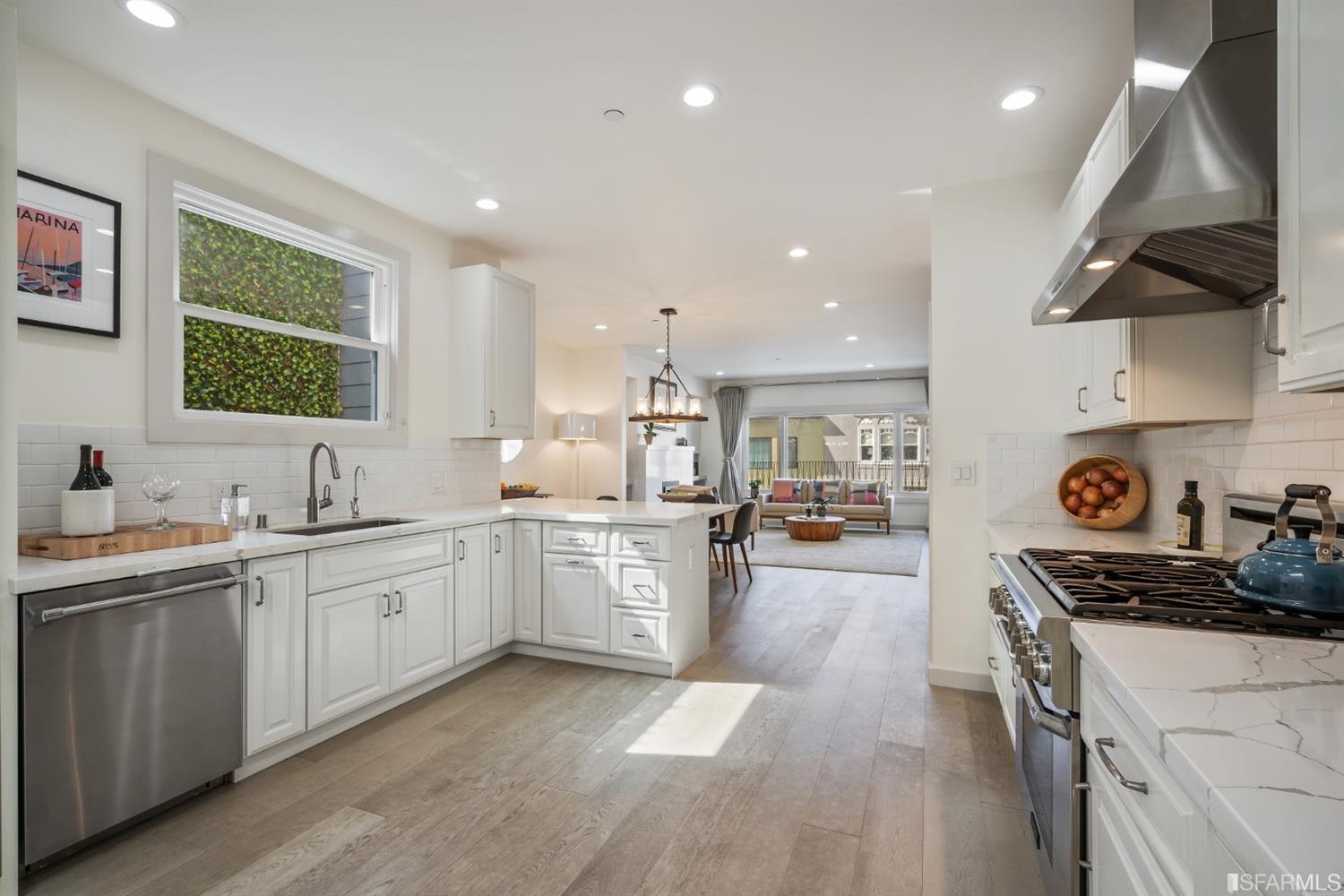 122 Avila St. Image #384