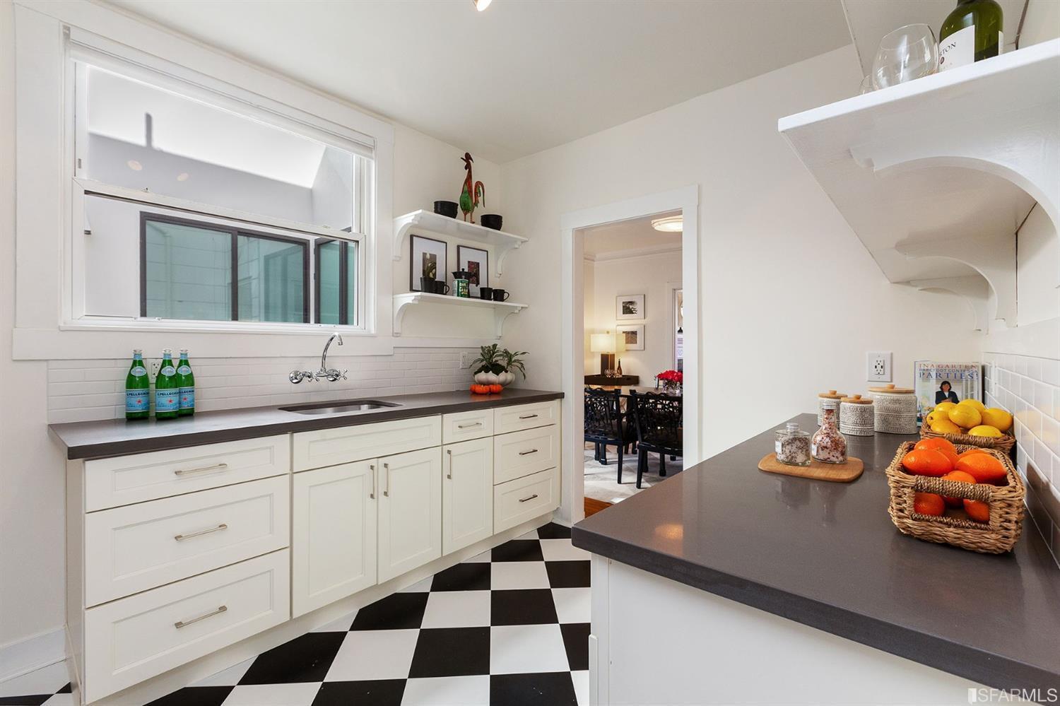 3233-3235 Steiner St. Image #444