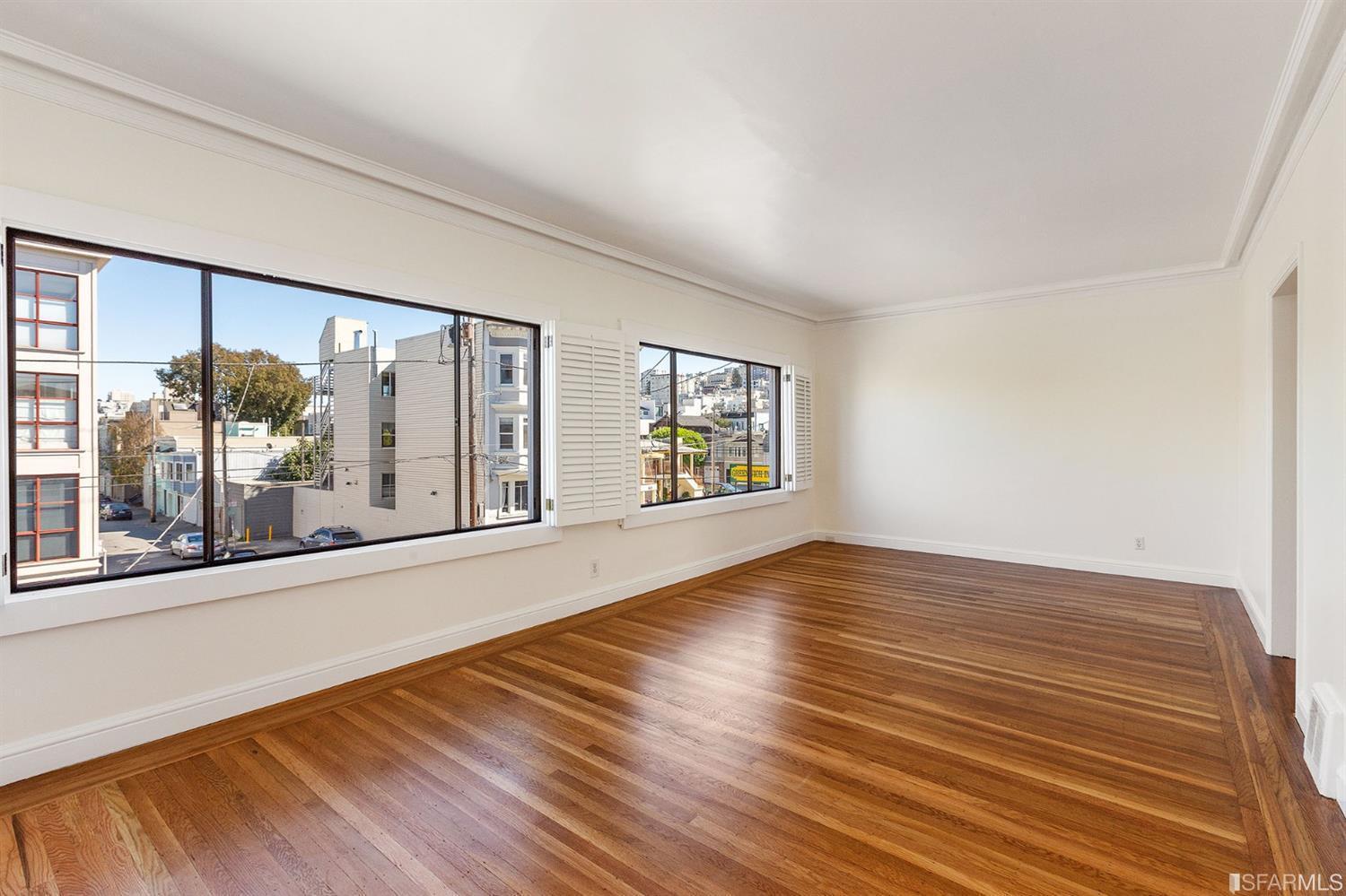 3233-3235 Steiner St. Image #456