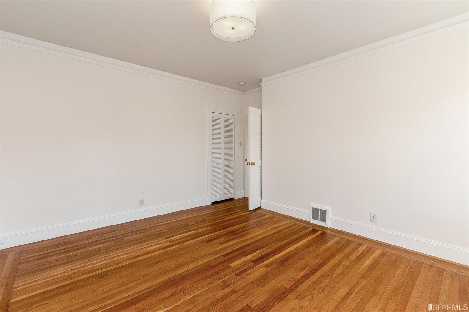 3233-3235 Steiner St. Image #468