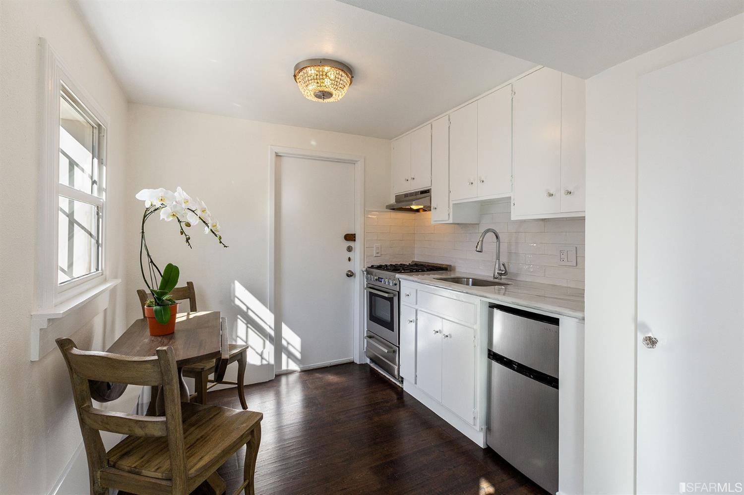 3233-3235 Steiner St. Image #475