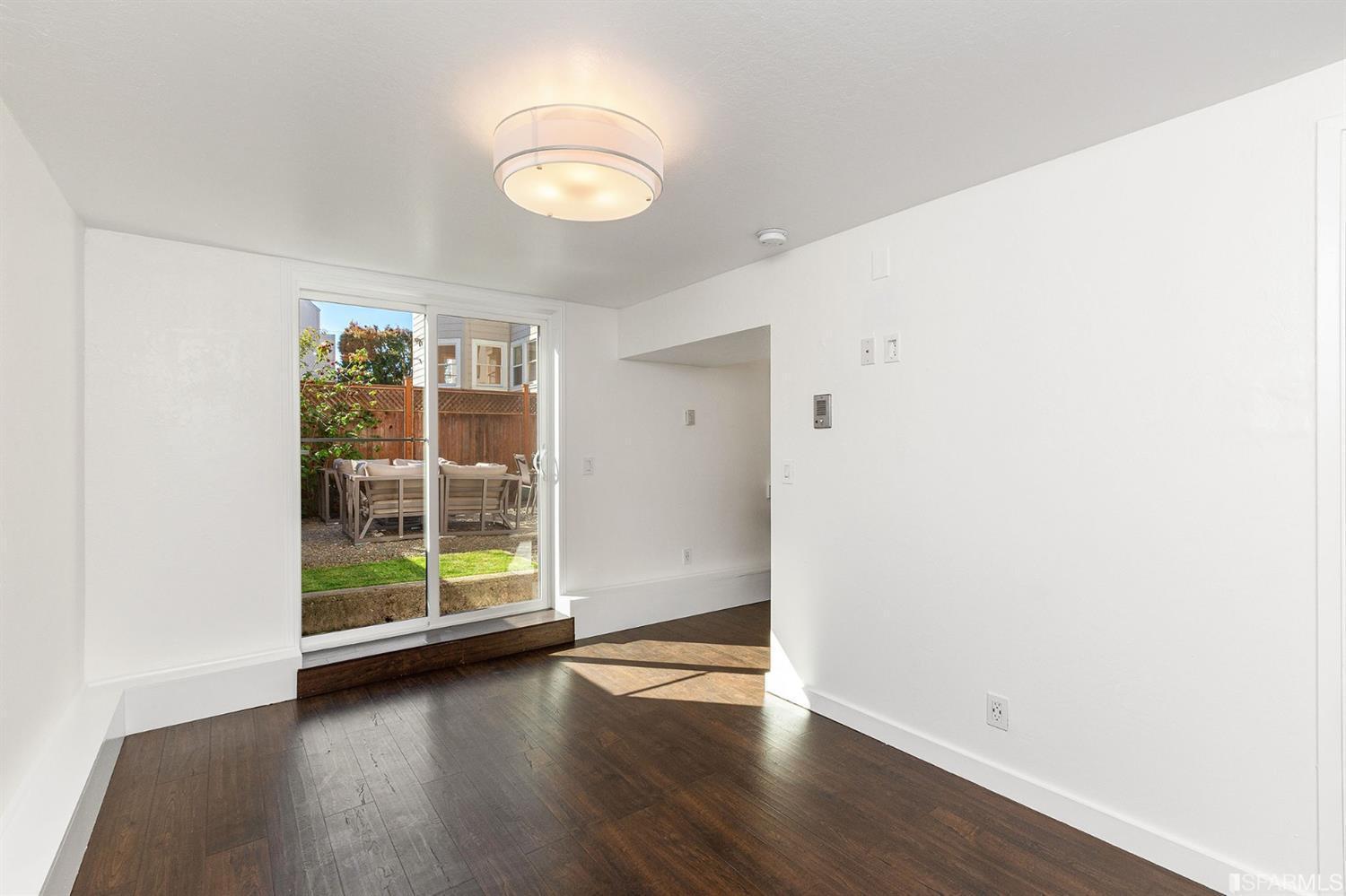 3233-3235 Steiner St. Image #480