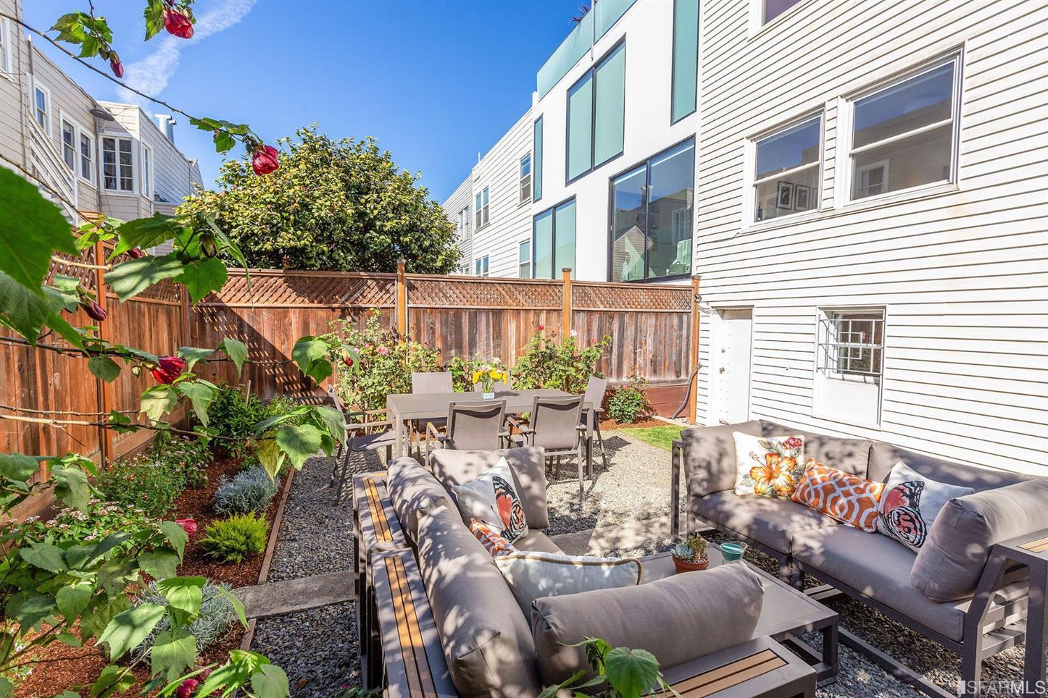 3233-3235 Steiner St. Image #482