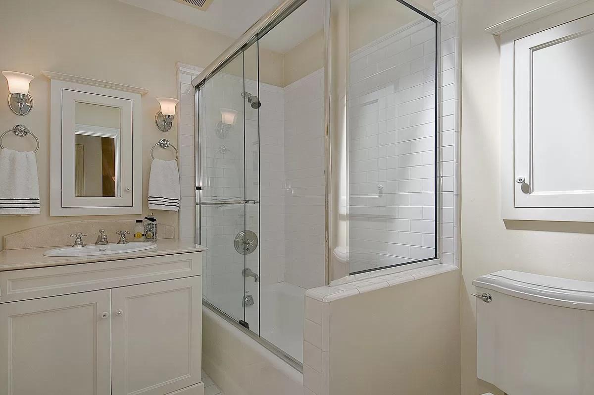 2752 Filbert St. Image #515