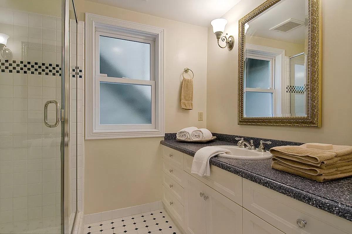 2752 Filbert St. Image #523