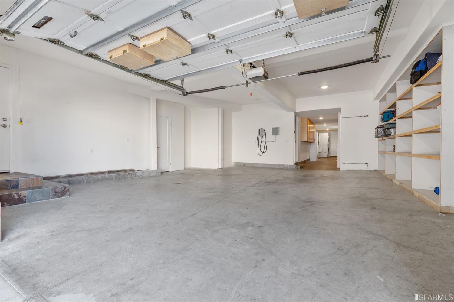 217-219 16th Avenue large garage. 