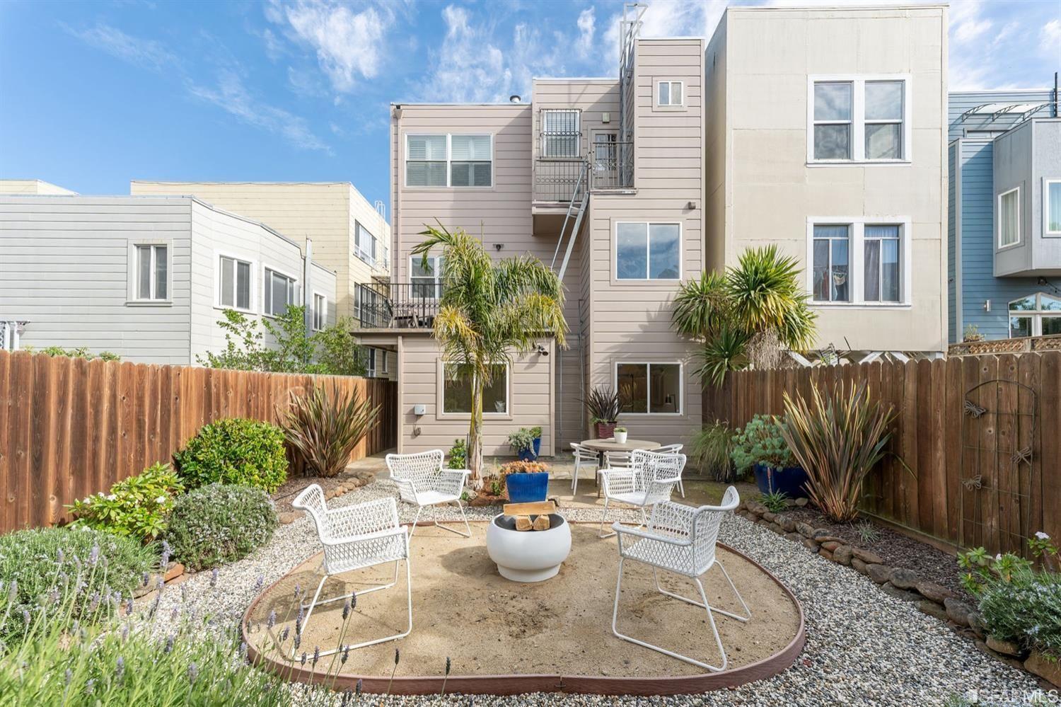 217-219 16th Avenue Longview of backyard and rear of home.