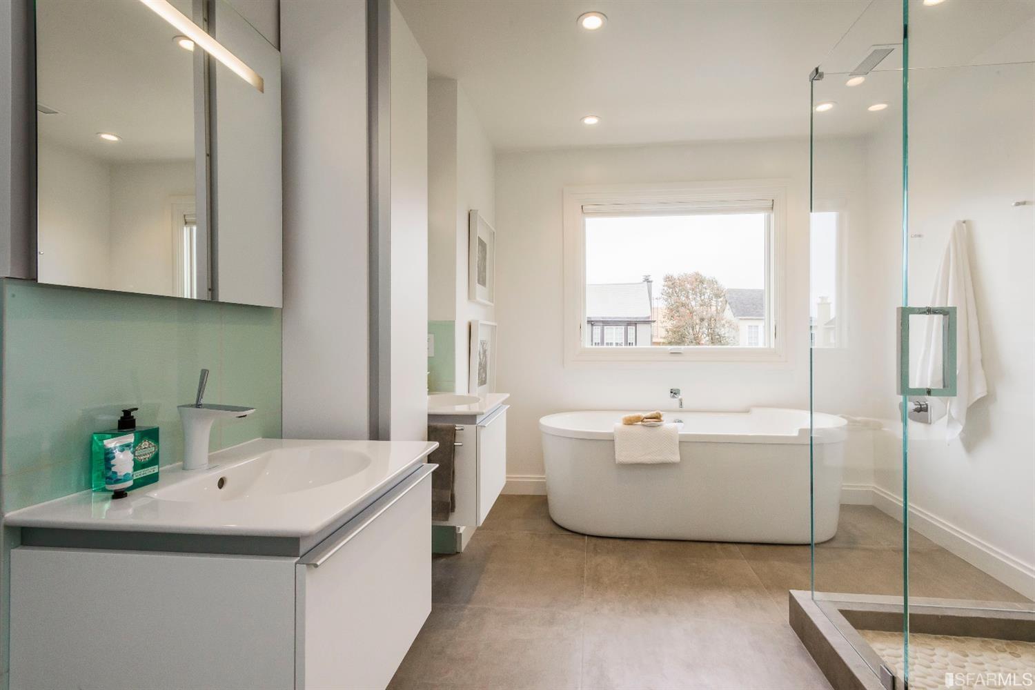 2740 Lake Street Image #645