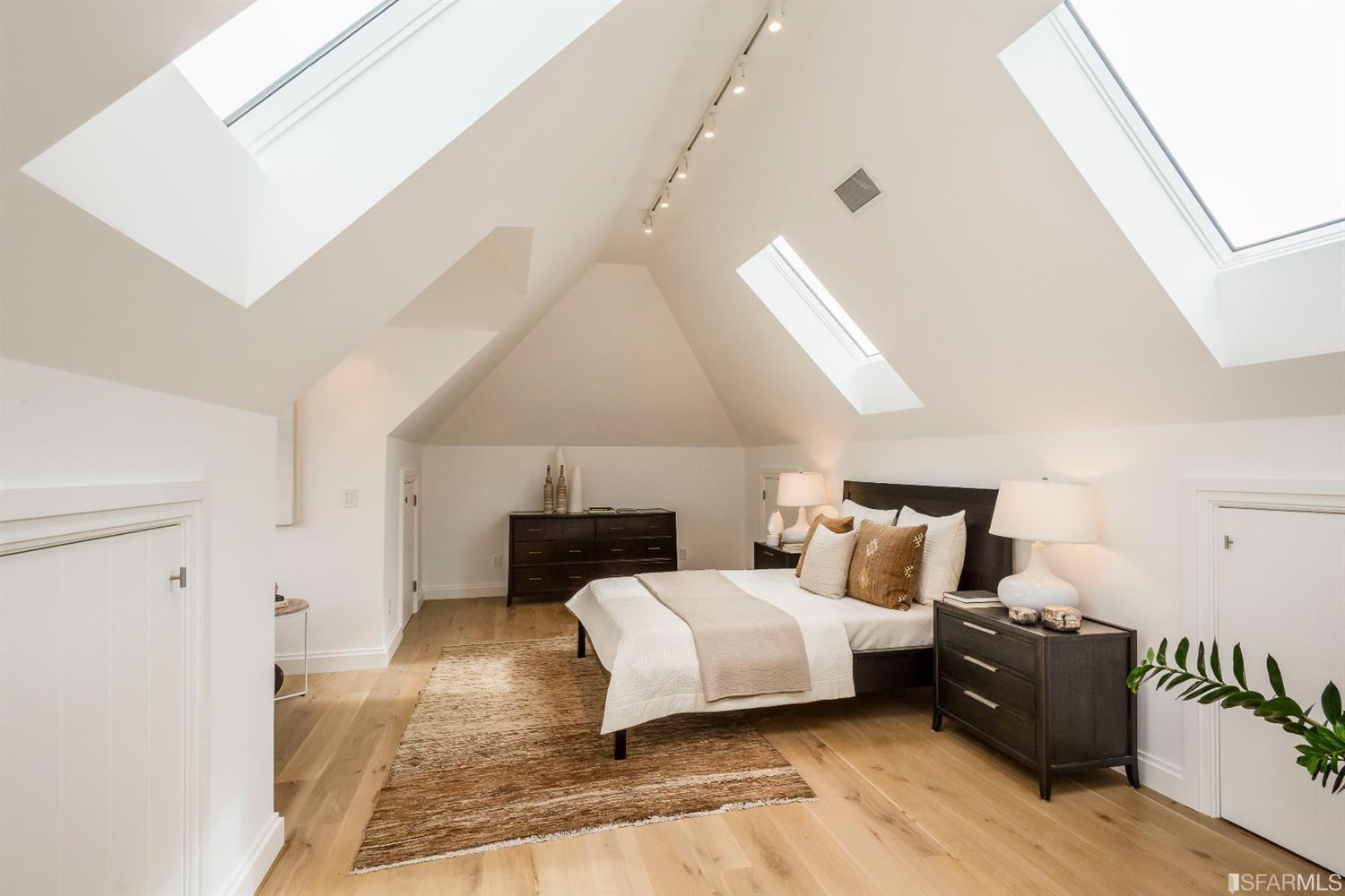 2740 Lake Street Image #655