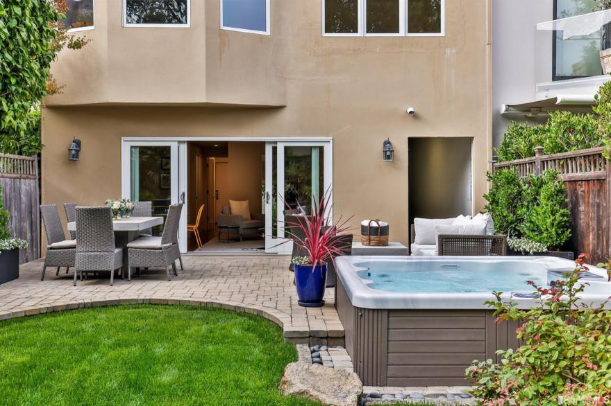 1663 Beach Street, San Francisco Photo